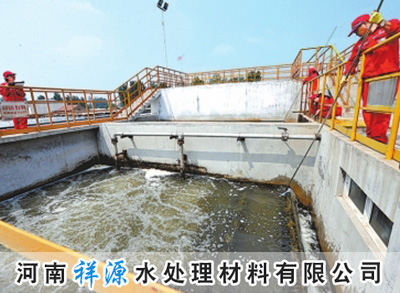 ���Ծ۱�ϩ������;����